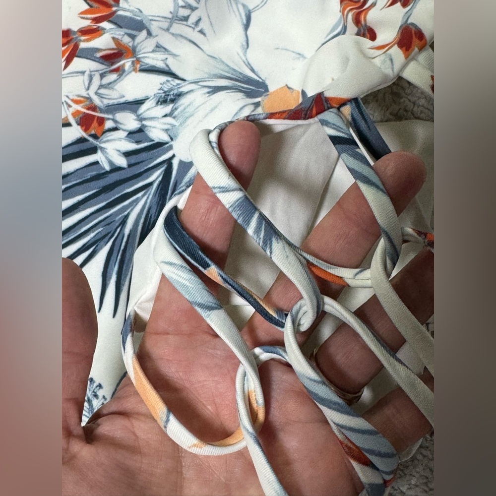LSpace Fire Trippi Bird of Paradise 1 Piece Cut Out Halter Blue & Orange Swim 12 - Picture 7 of 8